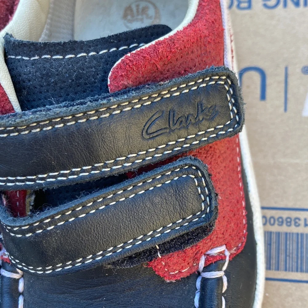 Clarks Kids mini folk Shoes - Navy and Burgundy size 10.5